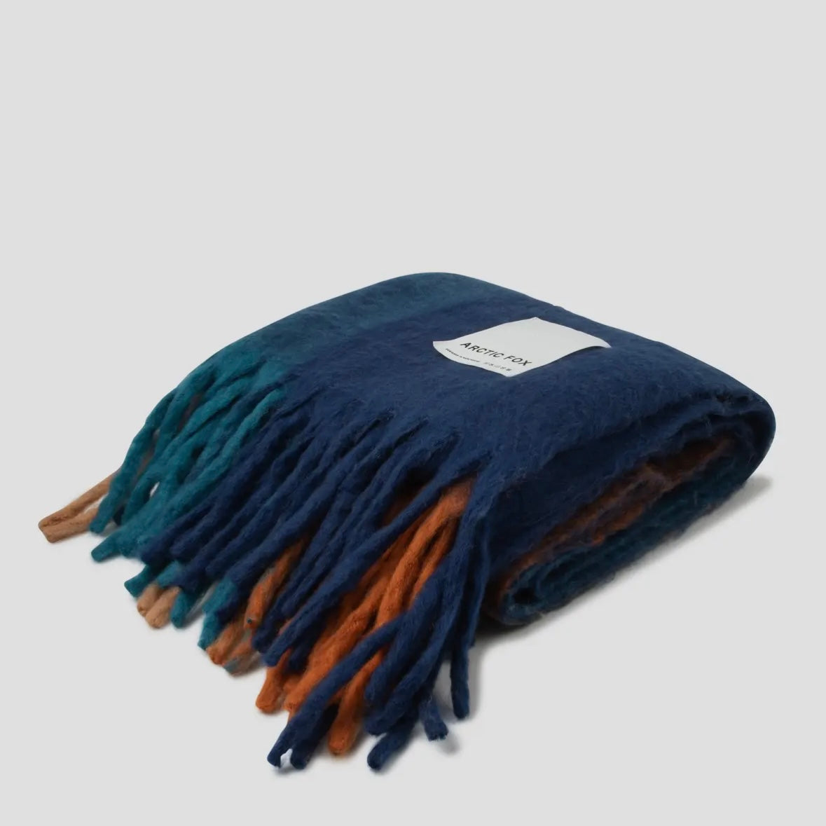 Arctic throw discount