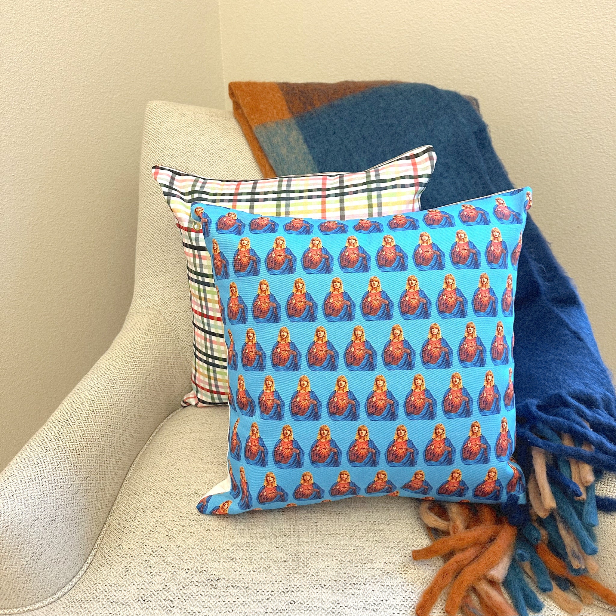 Blue gingham throw online pillows